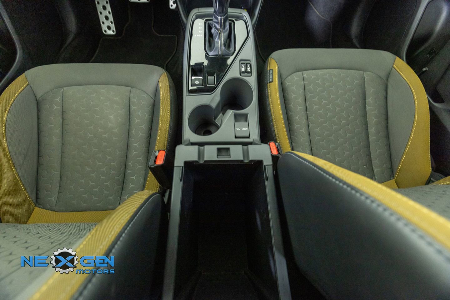 Used 2024 Subaru Crosstrek 2.5i Sport w/ Crosstrek Mirror Package image 27