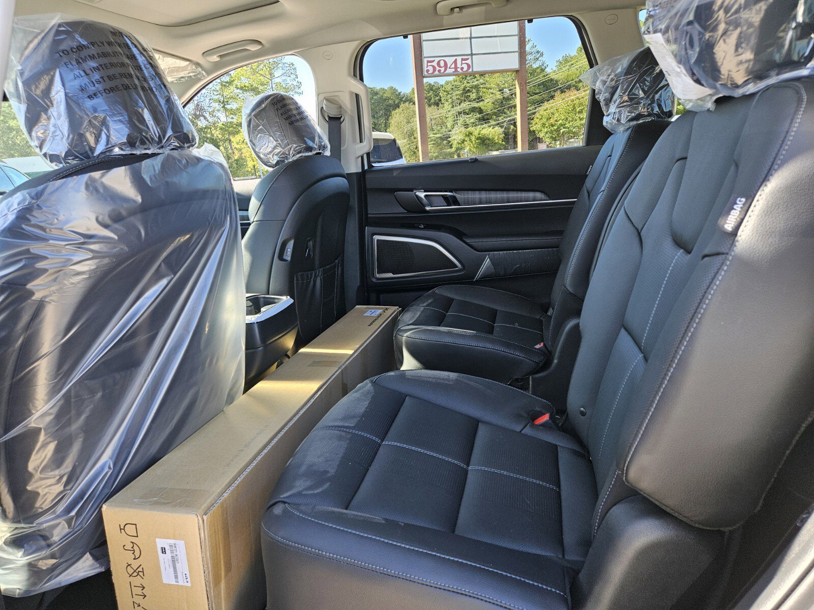 New 2025 Kia Telluride EX image 10