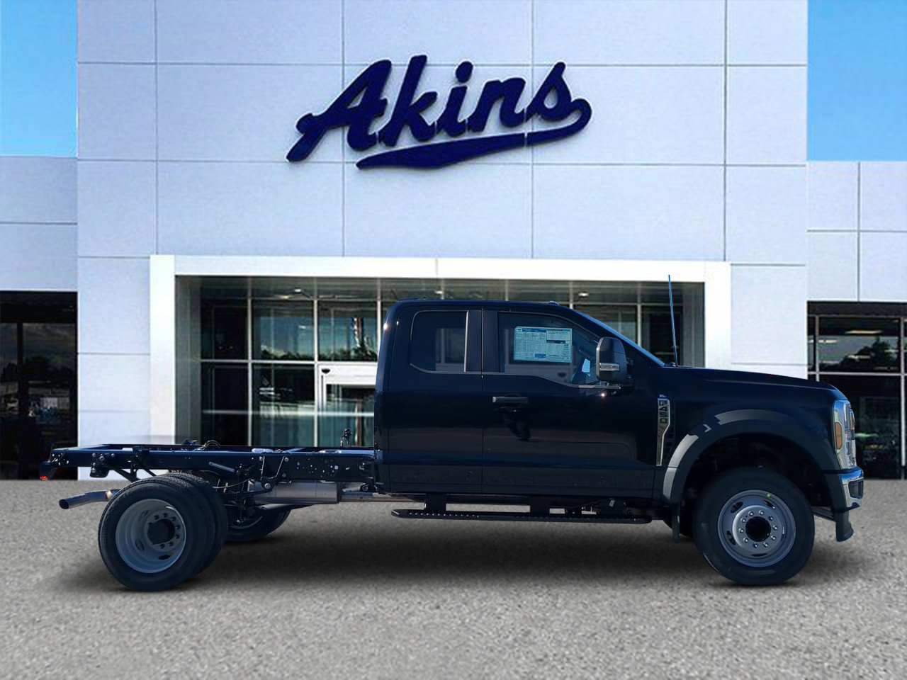 New 2026 Ford F450 2WD SuperCab Super Duty video 1