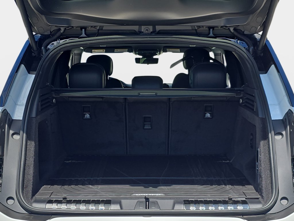 New 2026 Land Rover Range Rover Sport Dynamic SE AWD/4WD image 12