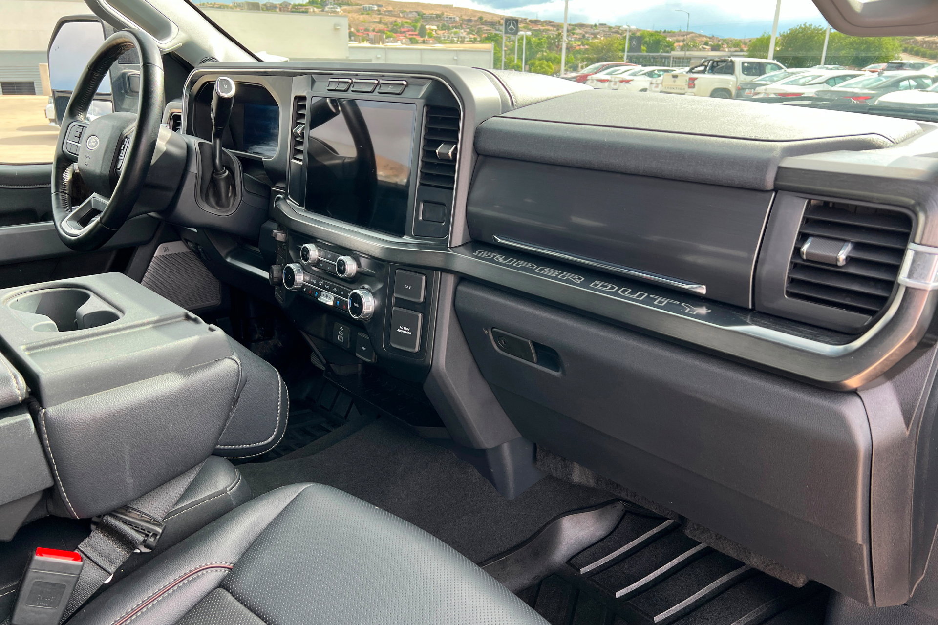 Used 2024 Ford F350 Lariat AWD/4WD image 24