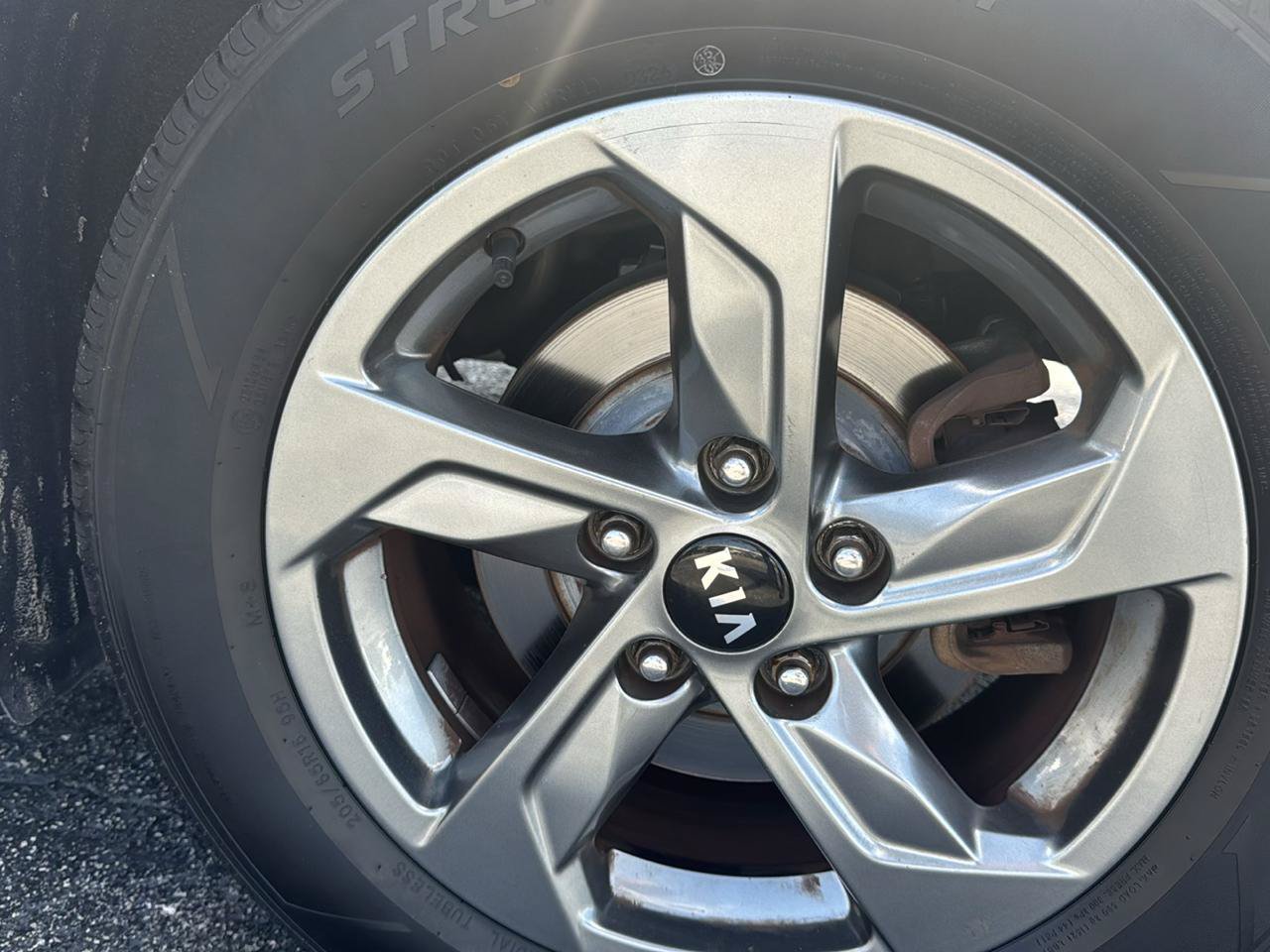 Used 2021 Kia K5 LXS FWD image 24