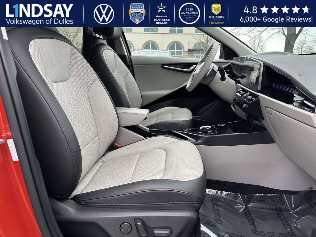 Used 2023 Kia Niro Wave image 12