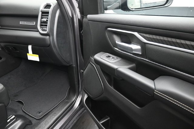 New 2027 RAM 1500 4x4 Crew Cab image 27