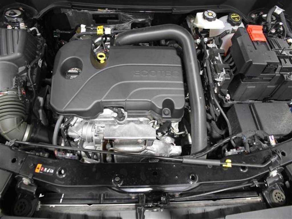 Certified 2025 Chevrolet Equinox LT w/ Safety and Technology Package image 21