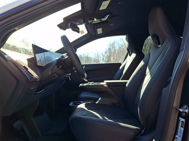 New 2026 BMW iX xDrive45 w/ Premium Package image 13