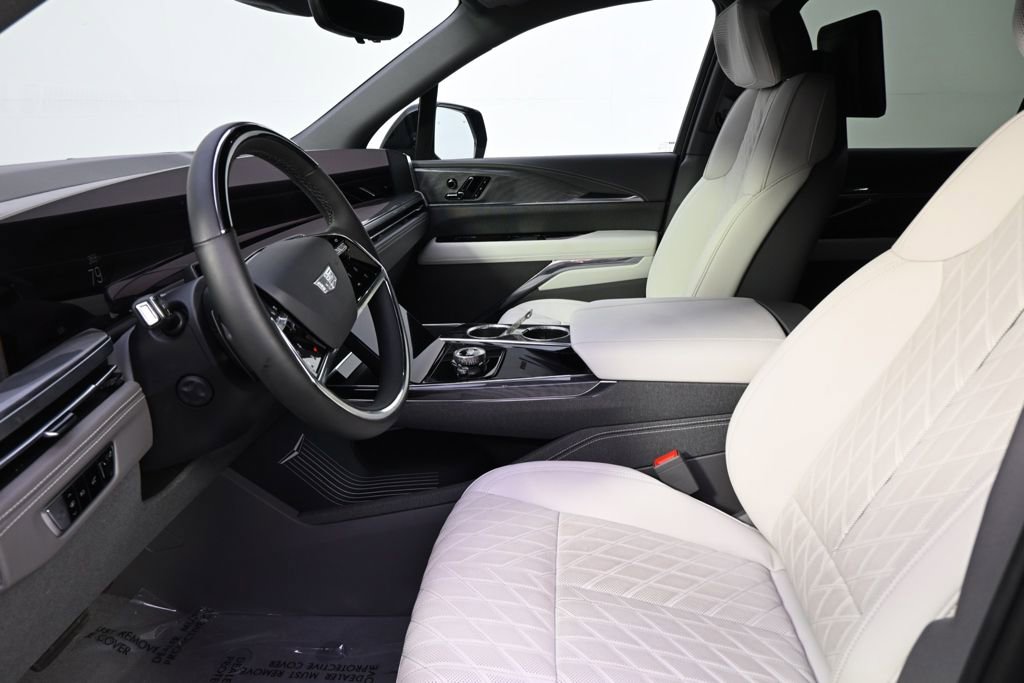 New 2025 Cadillac Escalade IQ Sport 1 w/ LPO, ONYX Package image 13