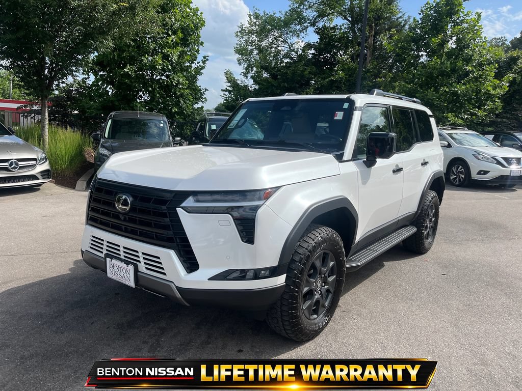 Used 2024 Lexus GX 550 AWD/4WD image 4