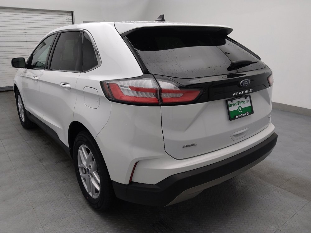 Used 2024 Ford Edge SEL image 5