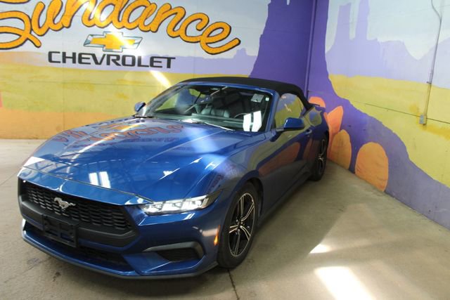 Used 2024 Ford Mustang Premium RWD image 4