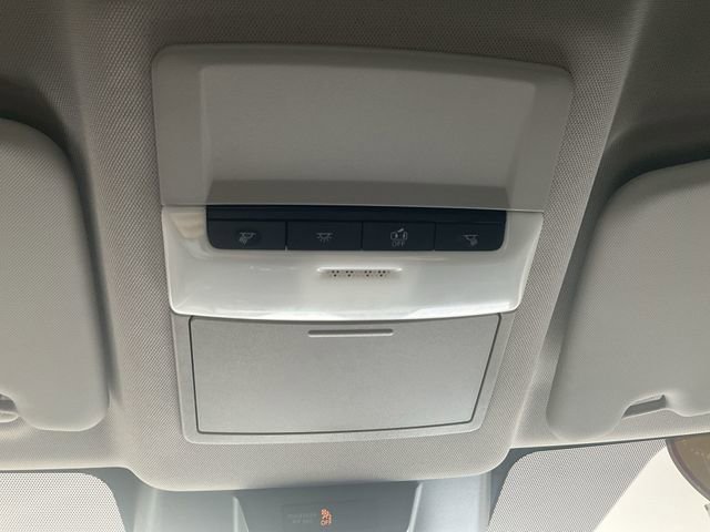 Used 2023 Nissan Rogue S image 16