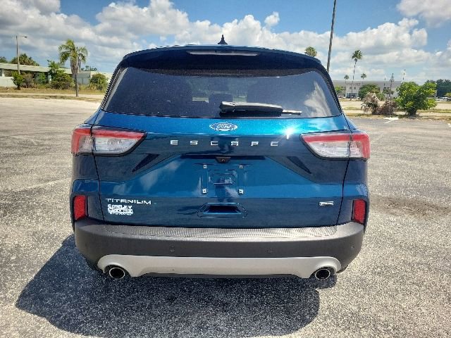 Used 2020 Ford Escape Titanium FWD image 6