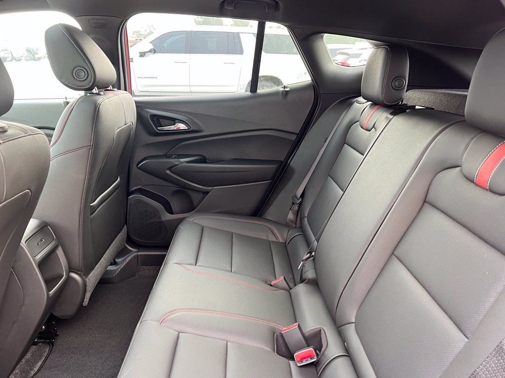 New 2026 Chevrolet Trax RS w/ Sunroof Package FWD image 12