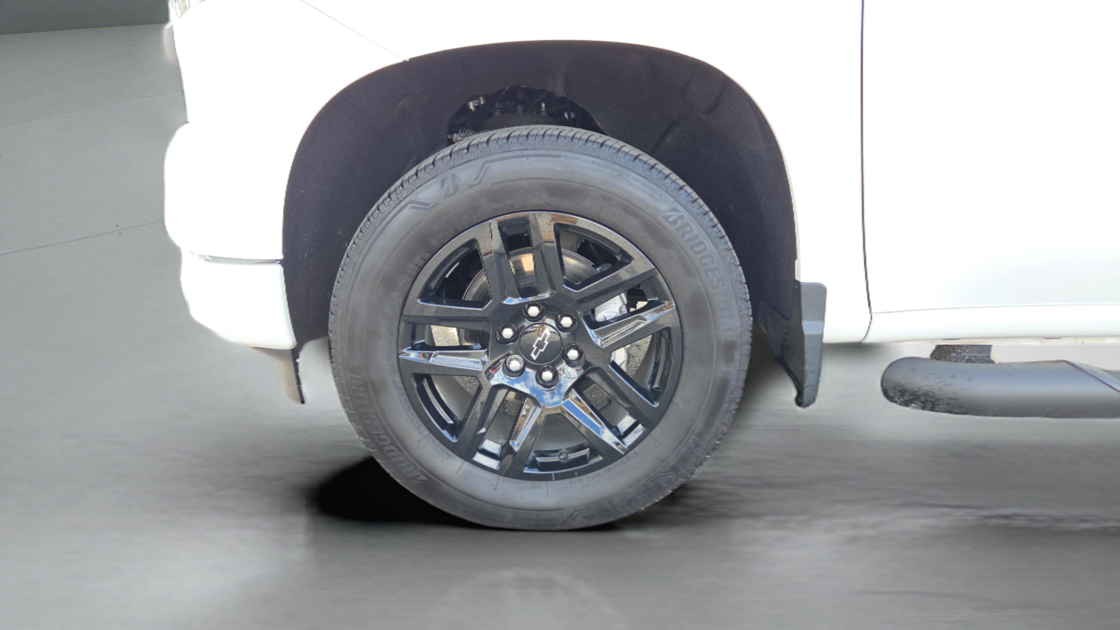 New 2025 Chevrolet Silverado 1500 Custom image 10