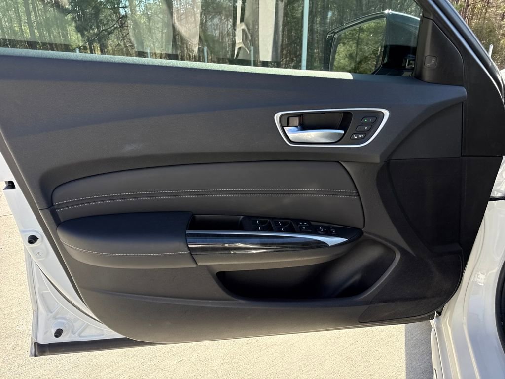 Used 2020 Acura TLX V6 SH-AWD w/ Technology Pkg image 14