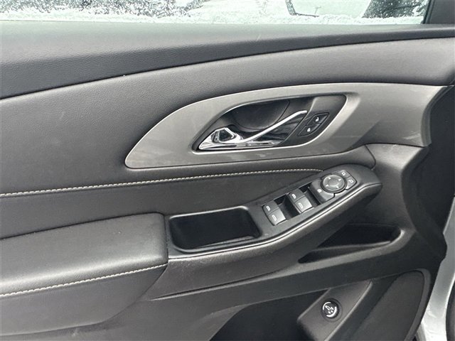 Certified 2023 Chevrolet Traverse LT w/ LPO, Floor Liner Package image 22