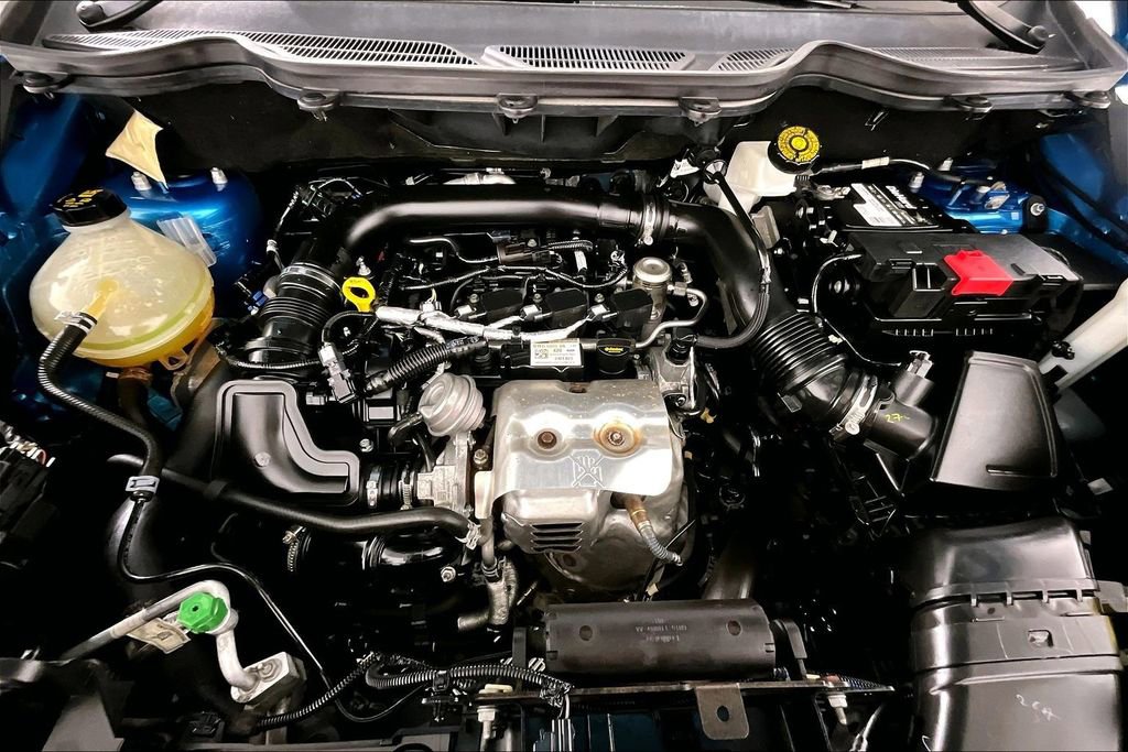 Used 2018 Ford EcoSport SE w/ SE Convenience Package image 9