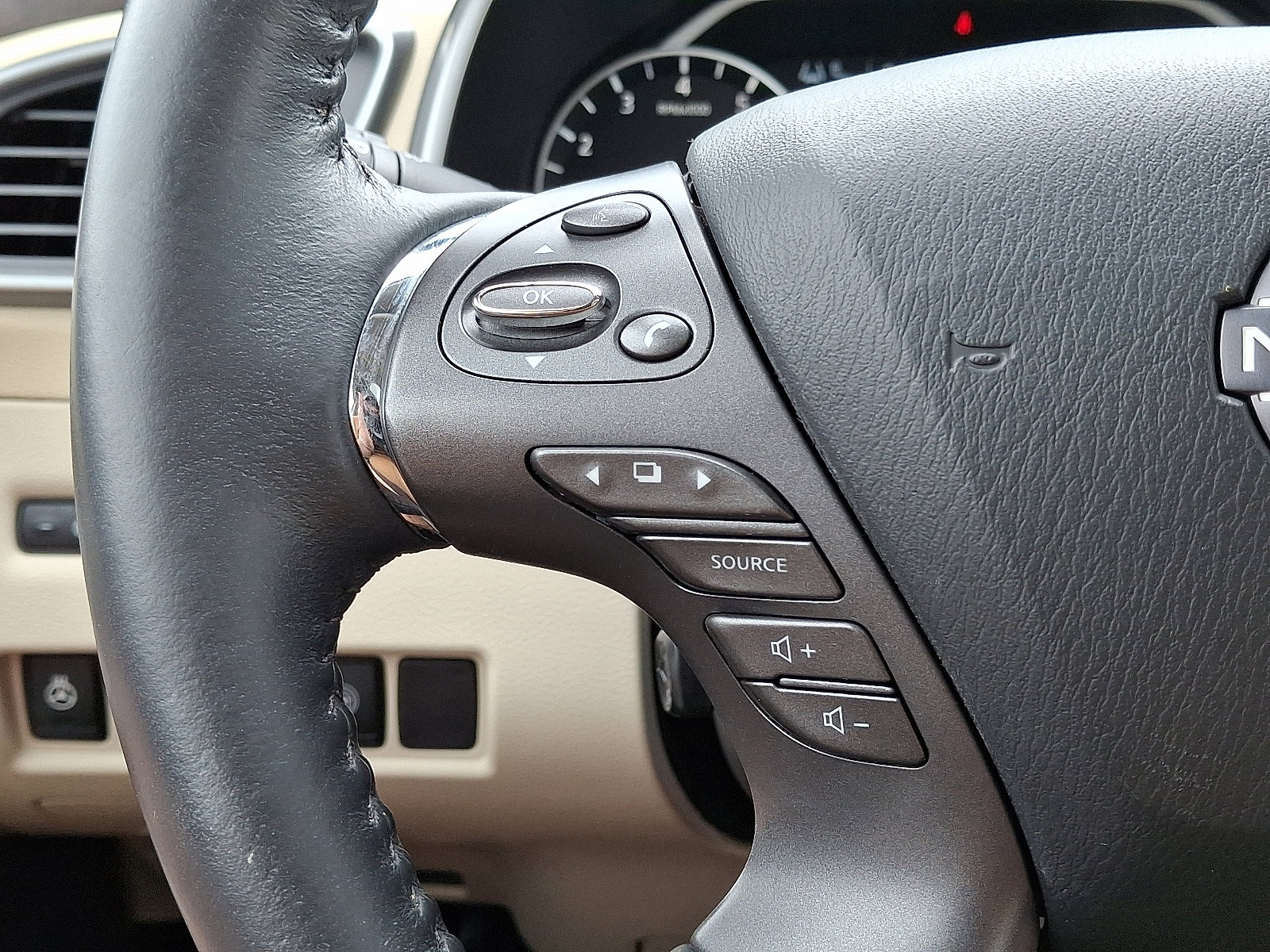 Certified 2023 Nissan Murano Platinum w/ Cargo Package AWD/4WD image 25