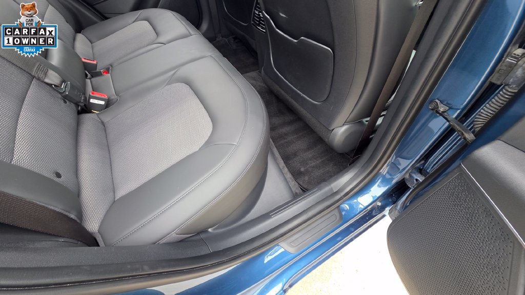 Used 2025 Kia Niro EX w/ EX Cold Weather Package FWD image 14
