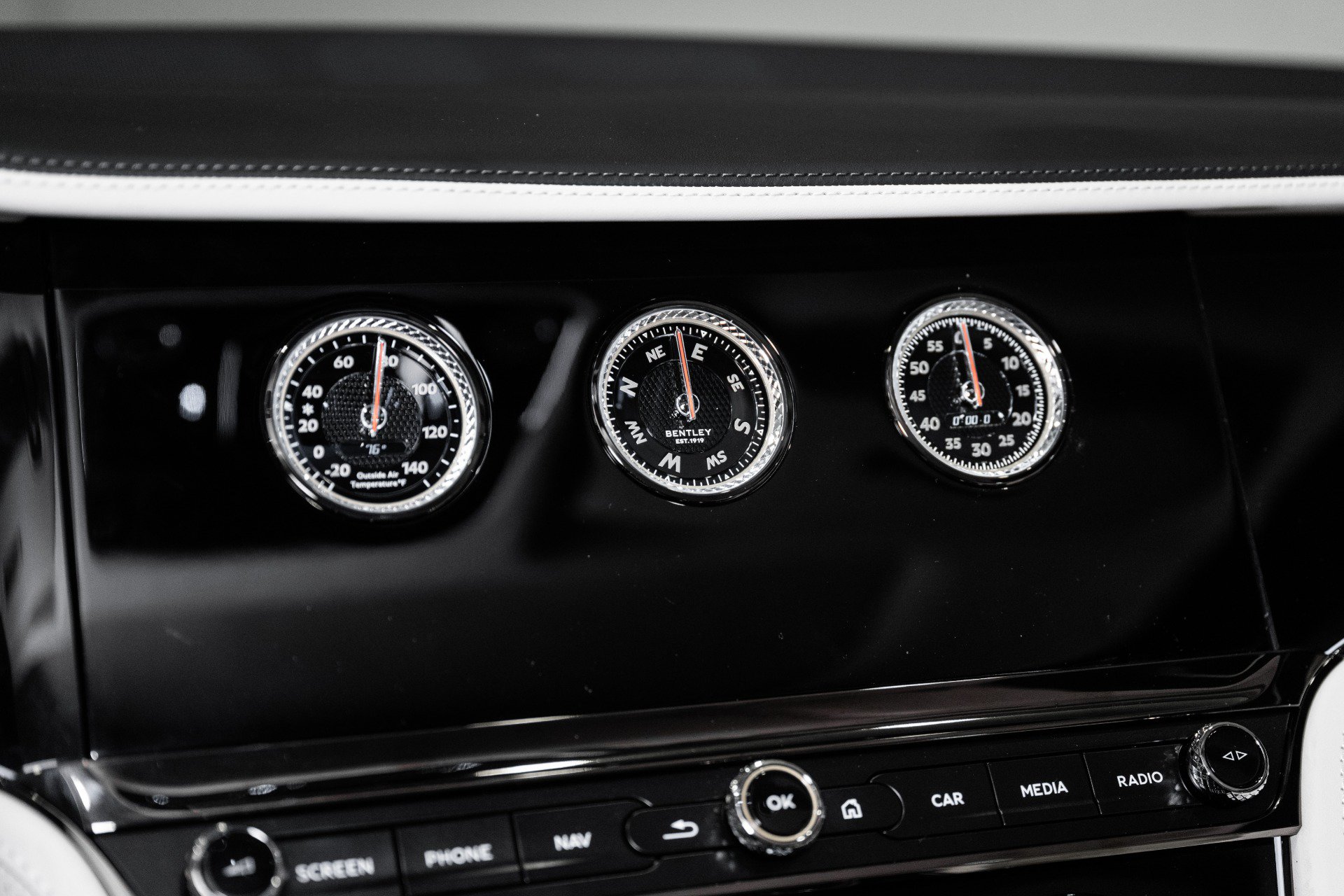 New 2026 Bentley Continental GT AWD/4WD image 29