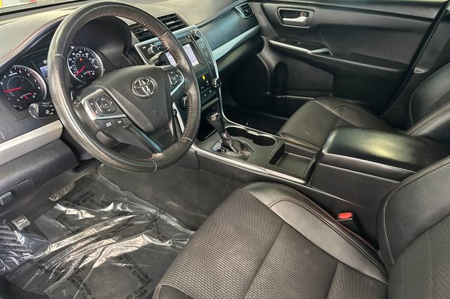 Certified 2017 Toyota Camry SE FWD image 12