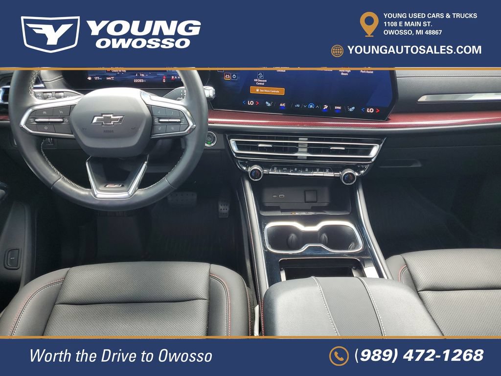 Certified 2025 Chevrolet Traverse Z71 w/ Driver Confidence Package AWD/4WD image 25