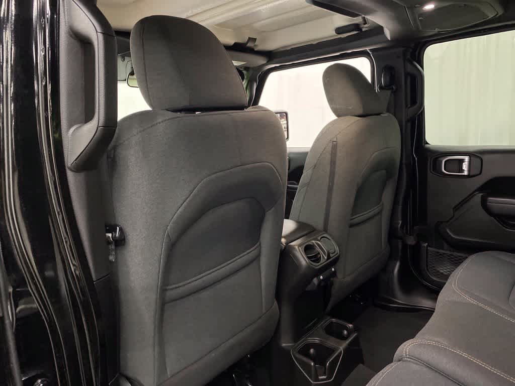 Used 2024 Jeep Wrangler Unlimited Sport AWD/4WD image 15
