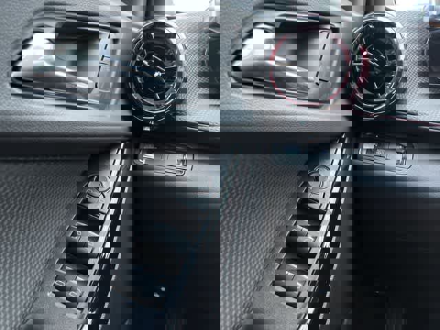 Used 2026 Chevrolet Equinox RS FWD image 38