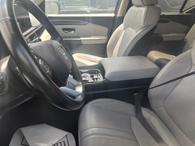 Used 2024 Honda Pilot Elite image 11