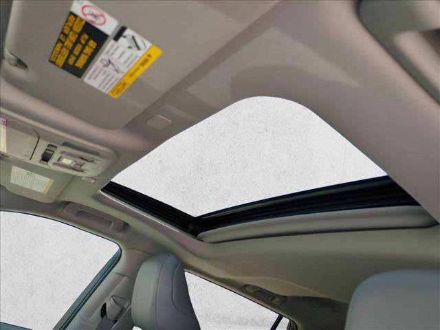 Used 2023 Toyota Highlander XLE FWD image 15
