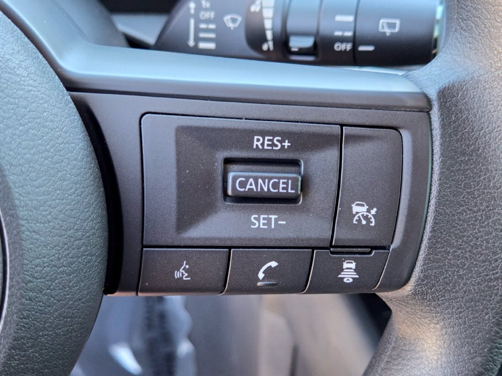 New 2027 Nissan Kicks SV w/ SV Premium Package FWD image 32