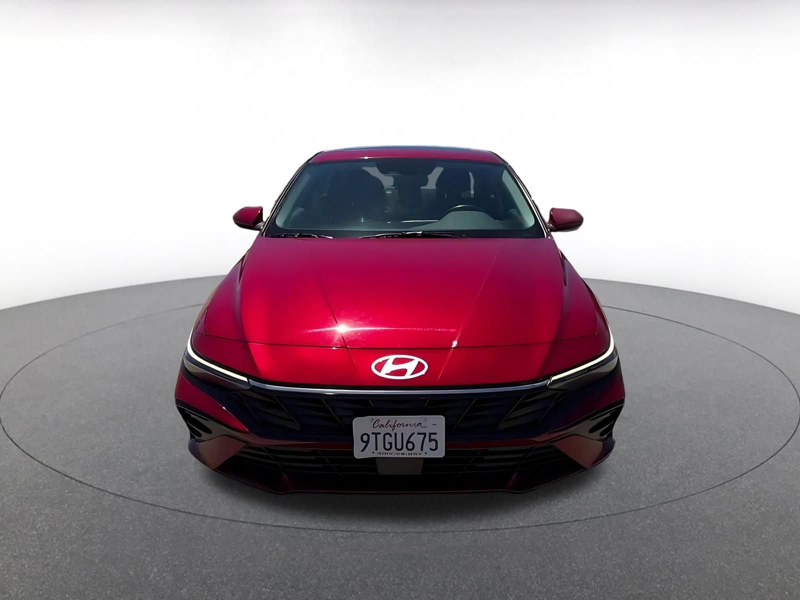 Used 2025 Hyundai Elantra SEL FWD image 4