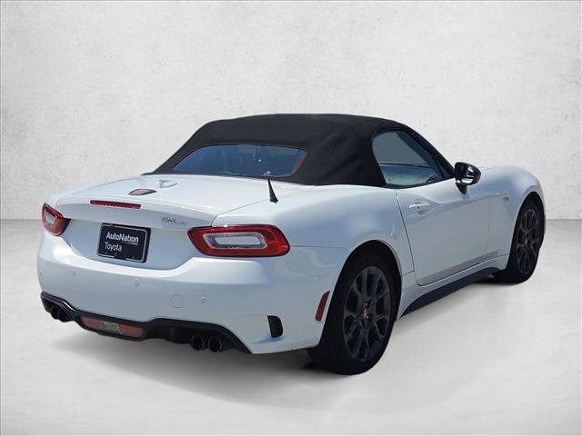 Used 2017 FIAT 124 Spider Abarth RWD image 5