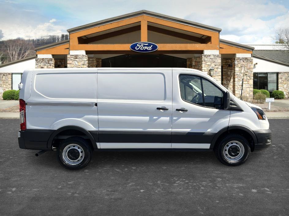 New 2024 Ford Transit 250 Low Roof RWD image 4