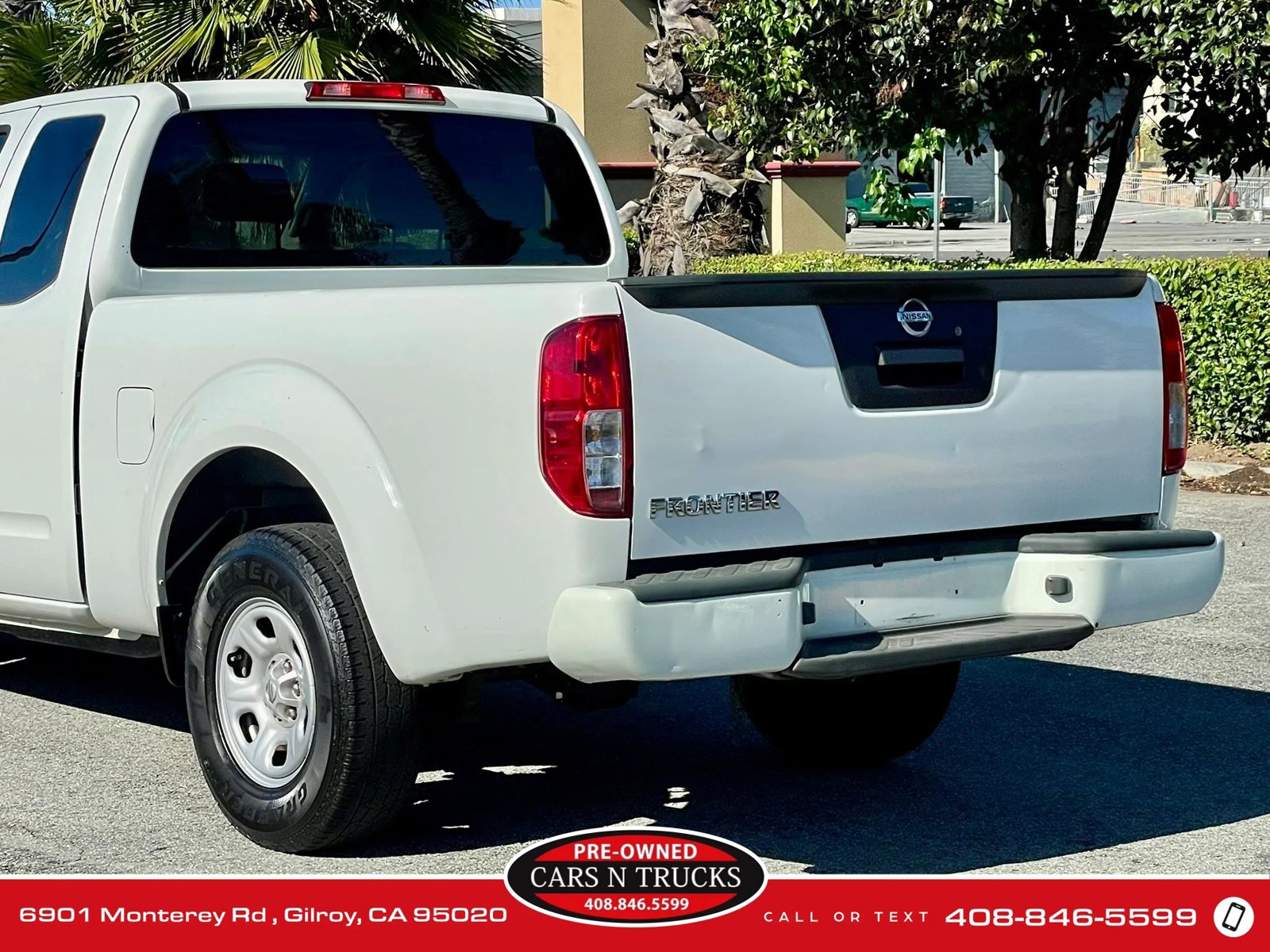 Used 2017 Nissan Frontier S image 16