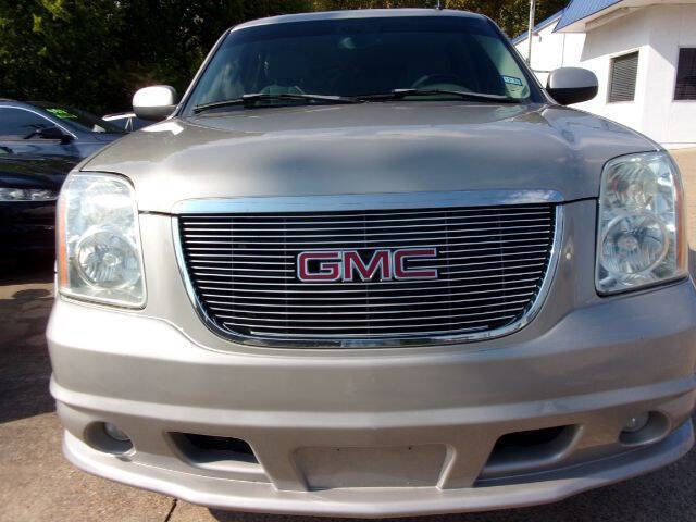 Used 2007 GMC Yukon SLT w/ SLT Preferred Equipment Group image 9