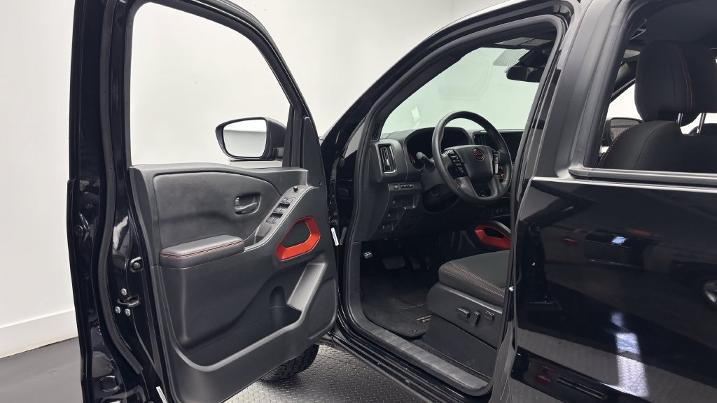 Used 2026 Nissan Frontier PRO-4X AWD/4WD image 20