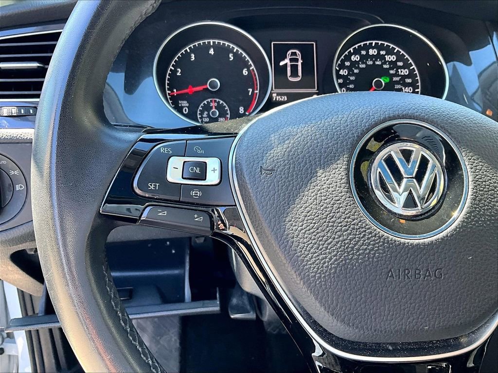 Used 2021 Volkswagen Golf 4-Door FWD image 12