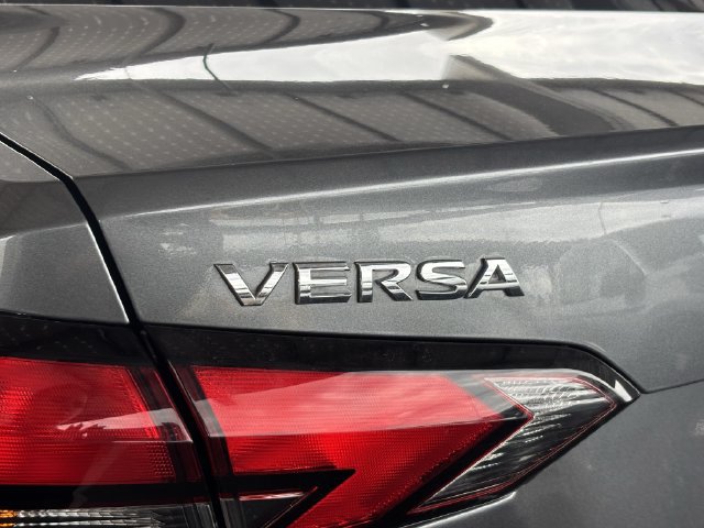 Used 2025 Nissan Versa S w/ Trunk Package FWD image 11