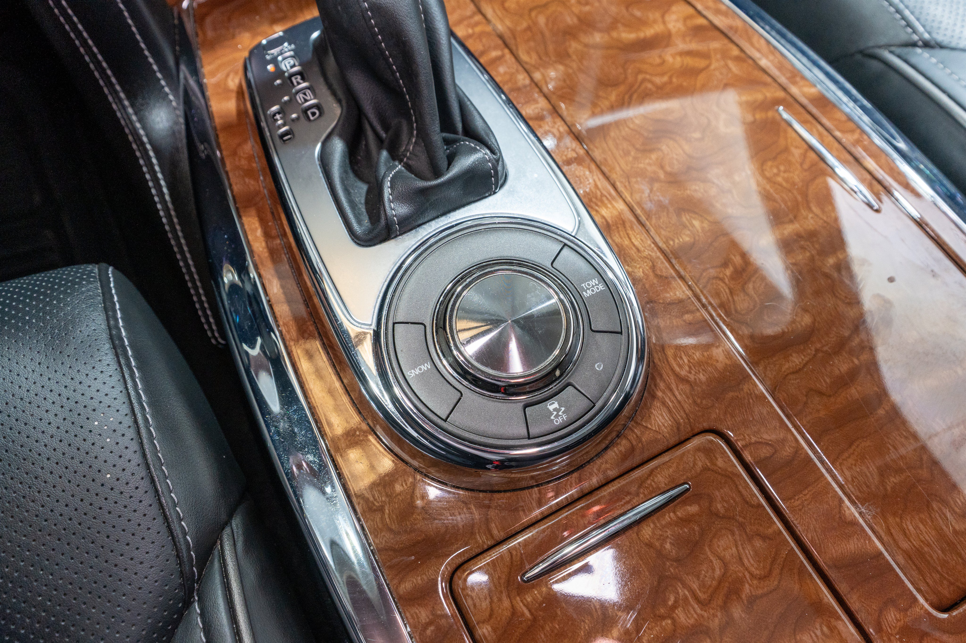 Used 2019 INFINITI QX80 Luxe w/ Proassist Package RWD image 26