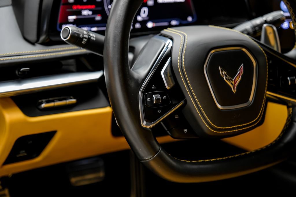 Used 2021 Chevrolet Corvette Stingray Premium Cpe w/ Engine Appearance Package RWD image 19