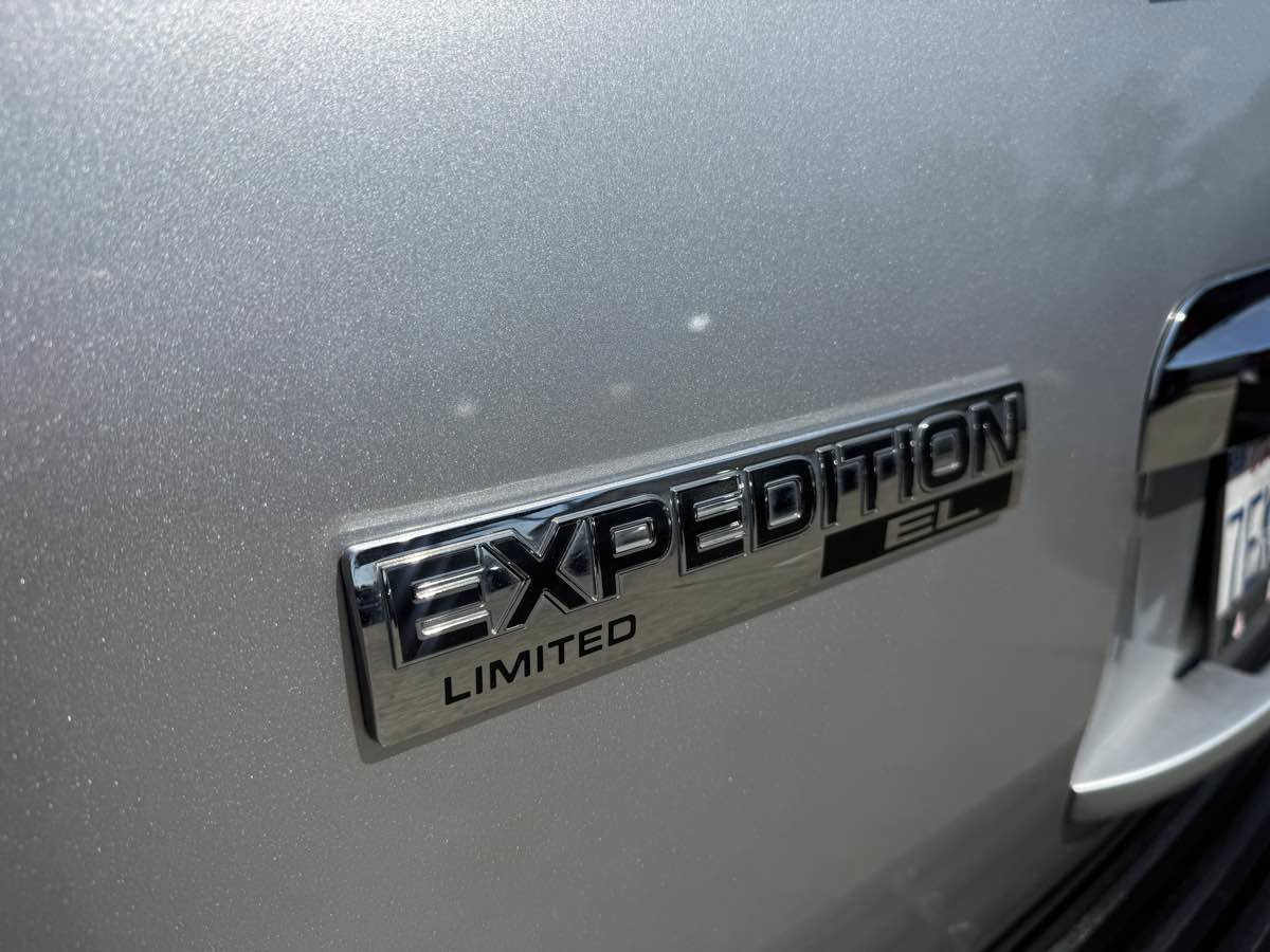 Used 2014 Ford Expedition EL Limited w/ Equipment Group 301A image 25