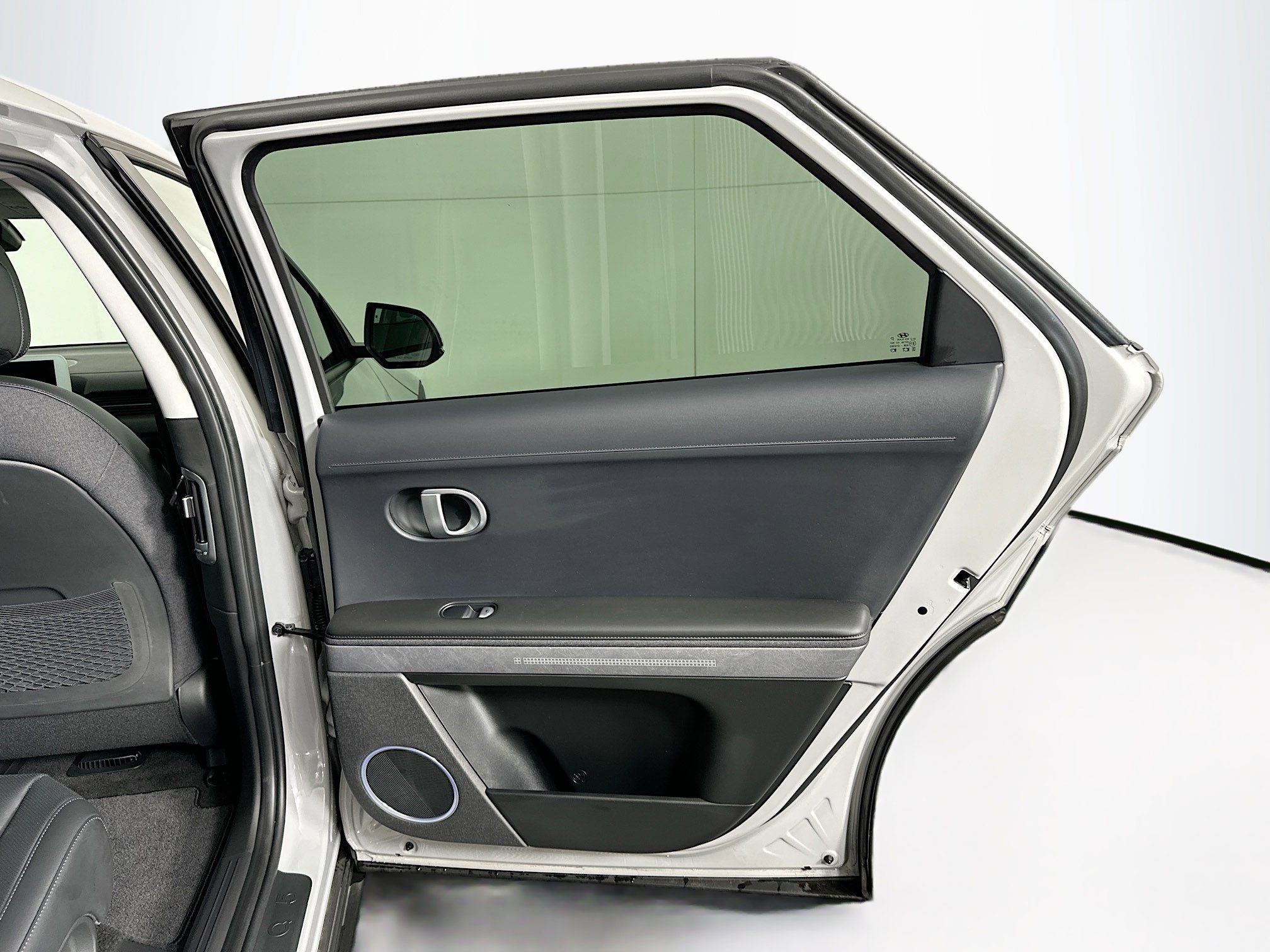 Used 2023 Hyundai Ioniq 5 SEL w/ Cargo Package image 30