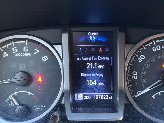 Used 2017 Toyota Tacoma SR5 w/ Tow Package AWD/4WD image 13