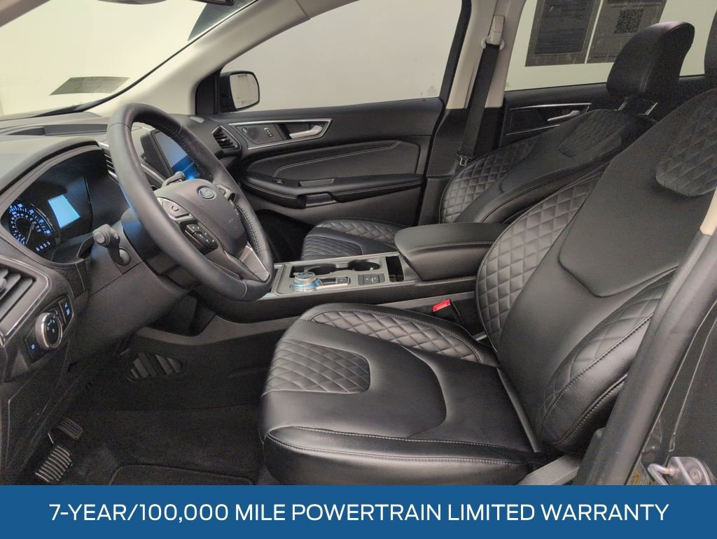 Used 2024 Ford Edge Titanium image 5