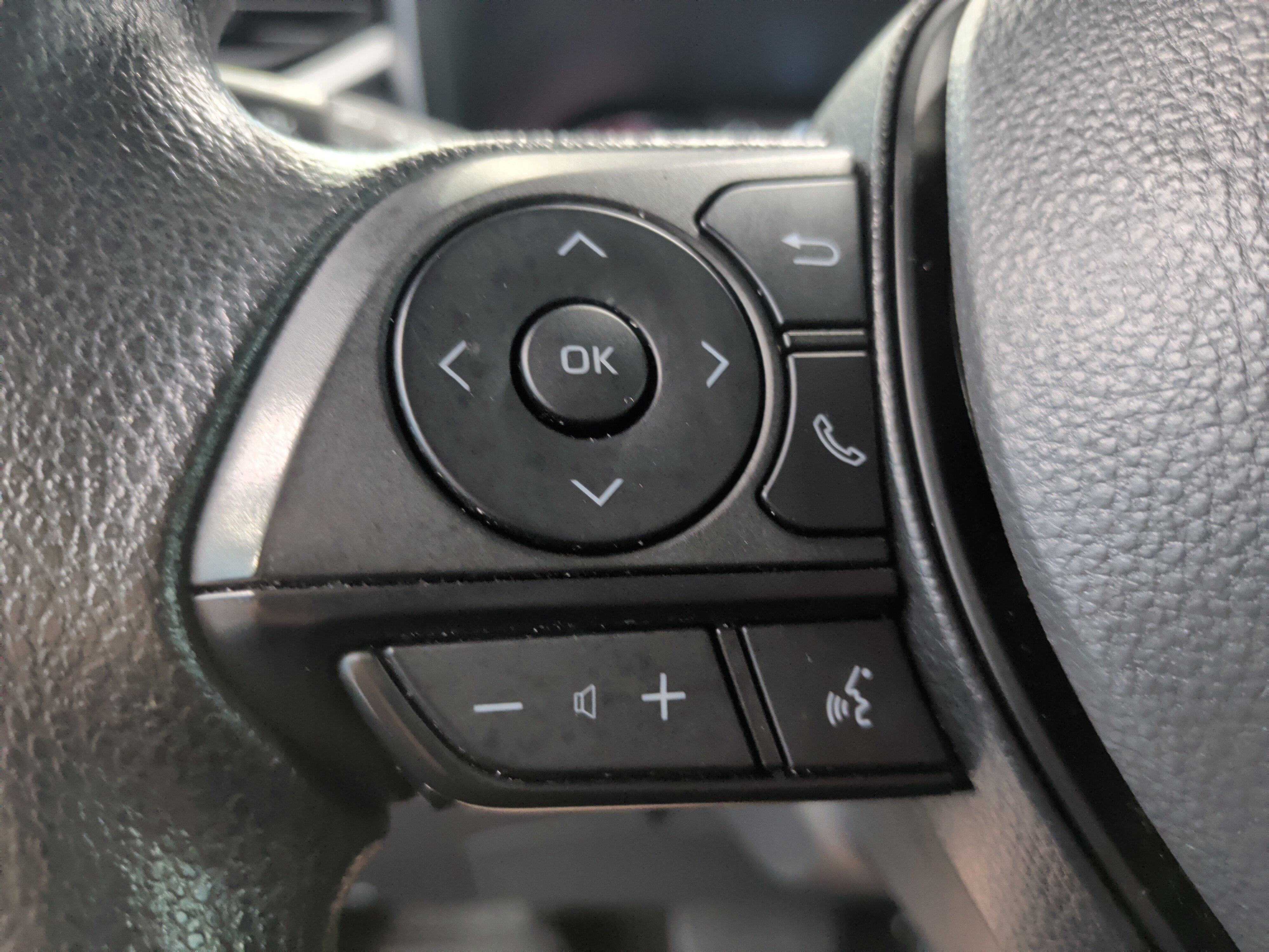 Certified 2025 Toyota RAV4 LE FWD image 20
