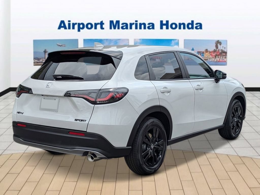 New 2027 Honda HR-V Sport image 4