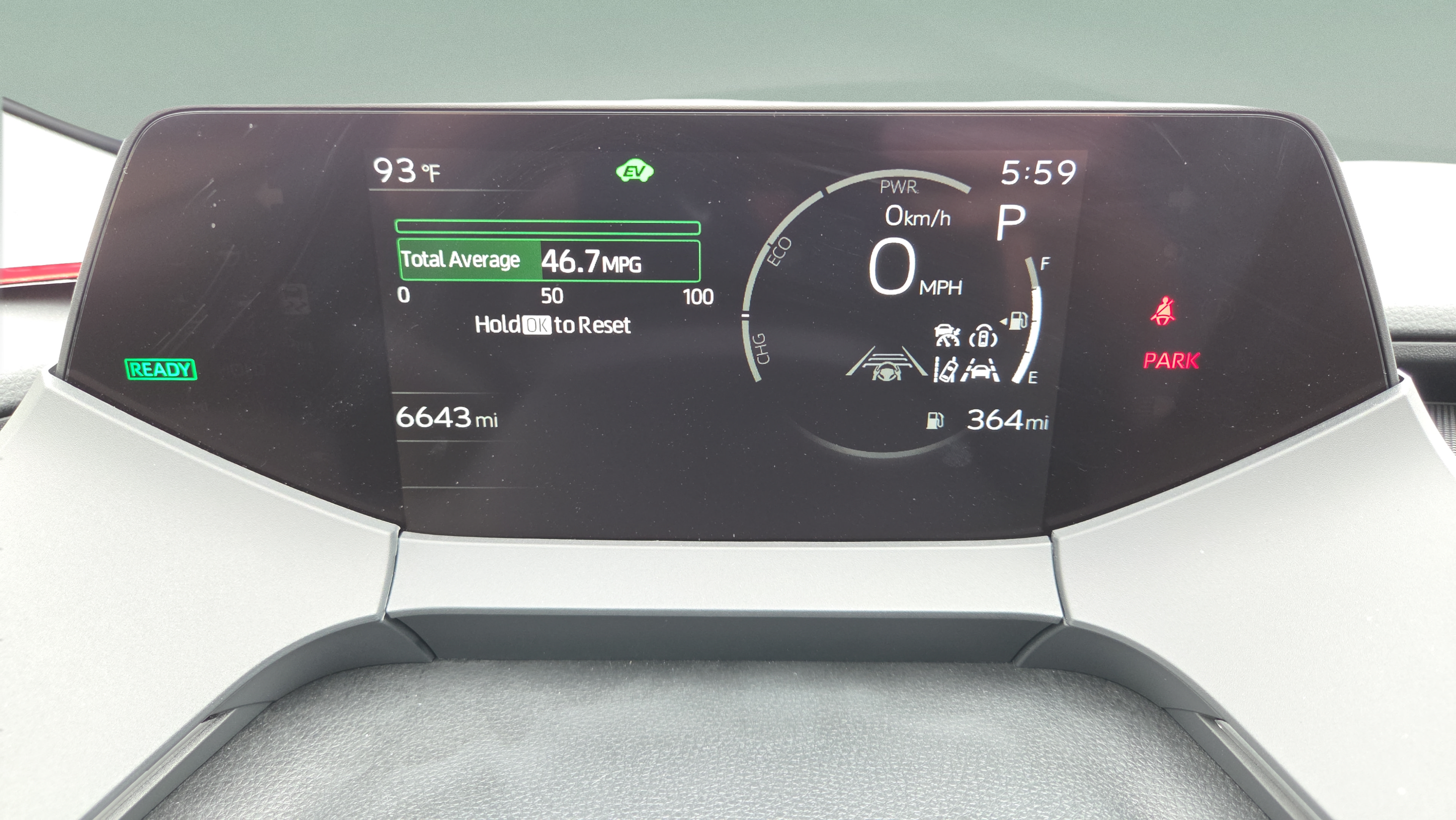 Certified 2025 Toyota Prius LE FWD image 25