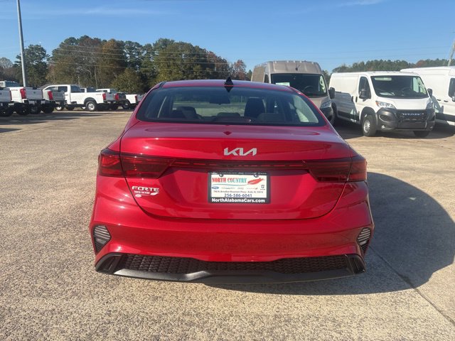 Used 2024 Kia Forte LXS w/ LXS Technology Package image 7