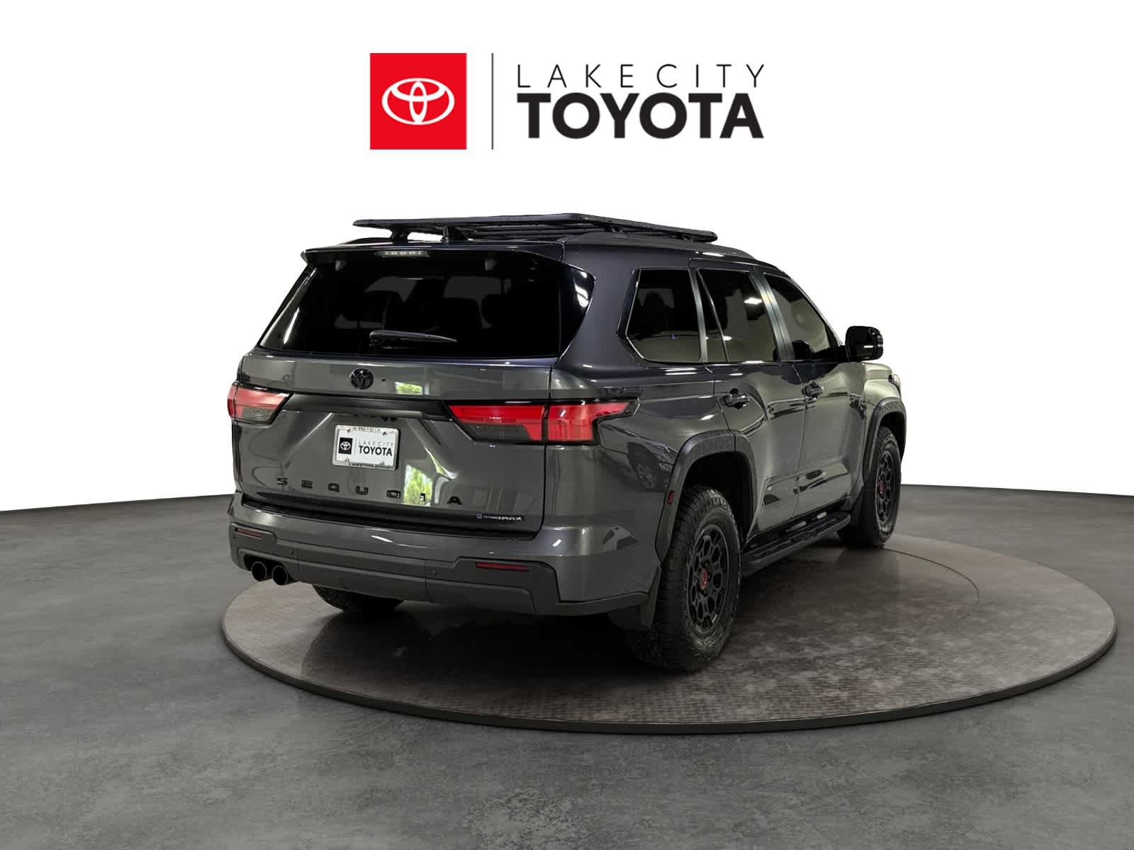 Used 2025 Toyota Sequoia TRD Pro AWD/4WD image 9